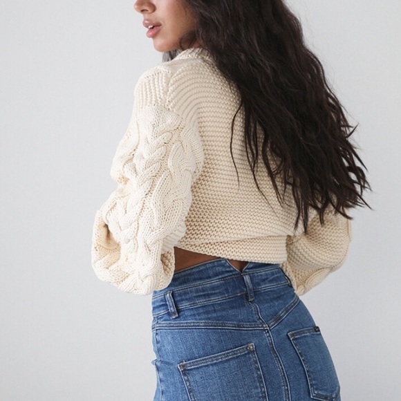 Bardot Zoe Zip Cable Knot Sweater NWT Size Medium - Picture 4 of 11